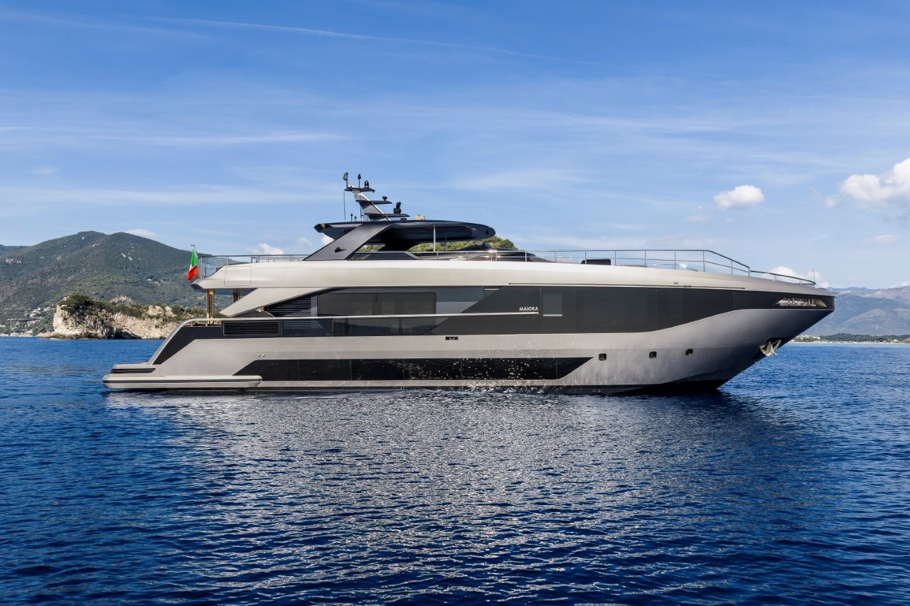 Maiora M|30: an unprecedented onboard experience that removes boundaries between yacht and sea